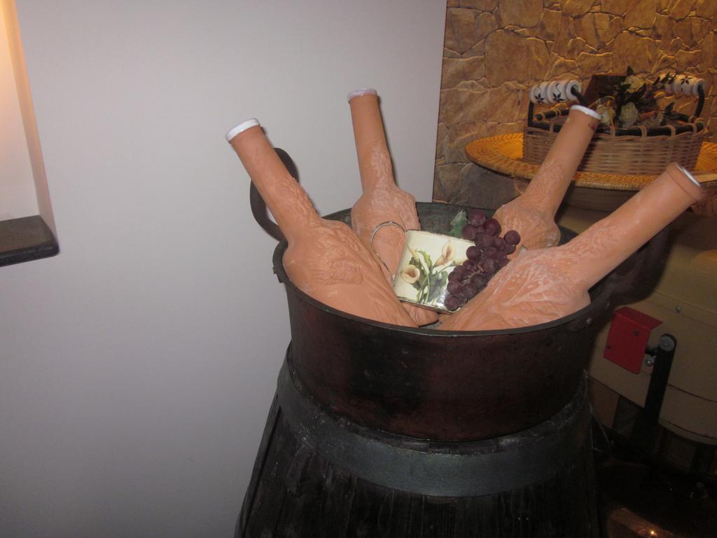 La Tavernetta Dell'Etna Zafferana Etnea Esterno foto